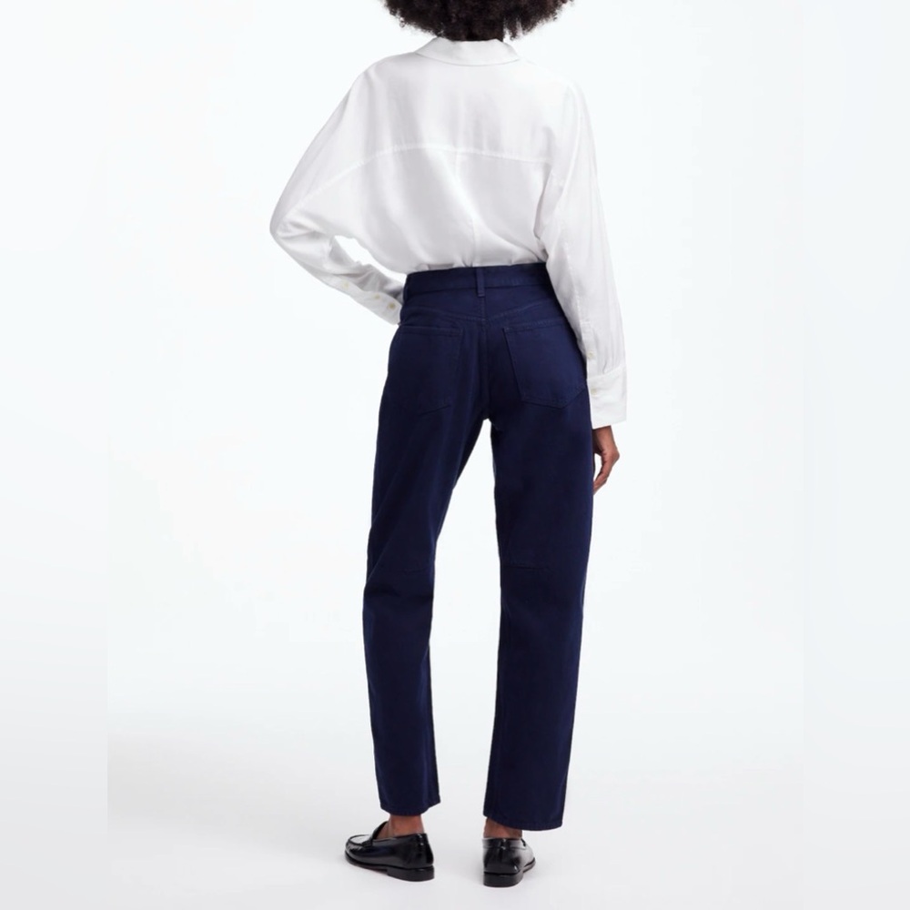 Madewell The Darted Barrel Leg Jean - Picture 5 of 14
